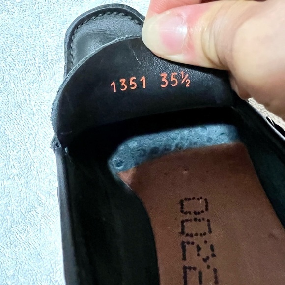 PRADA Made in Italy genuine Black Leather Loafers womens Size: 5.5 / IT 35.5 - Picture 11 of 11